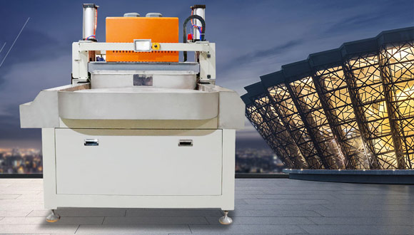 液晶U体育手机在线登陆入口通常由哪几个部分组成?